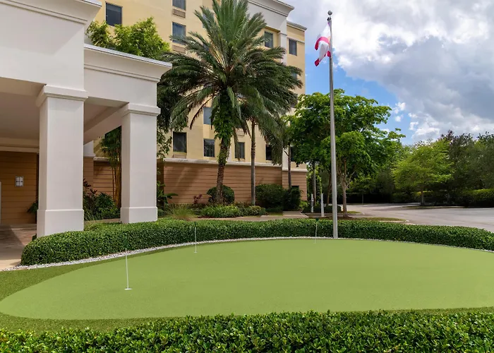 Hampton Inn And Suites Coconut Creek